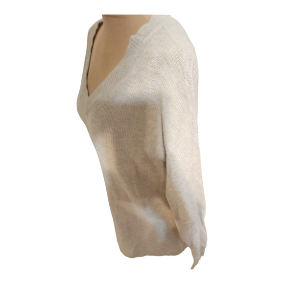 American eagle beige V-Neck sweater size small - Picture 2 of 7